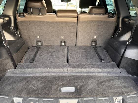 JEEP COMMANDER 2.2 TURBO DIESEL OVERLAND AT9 — foto 14