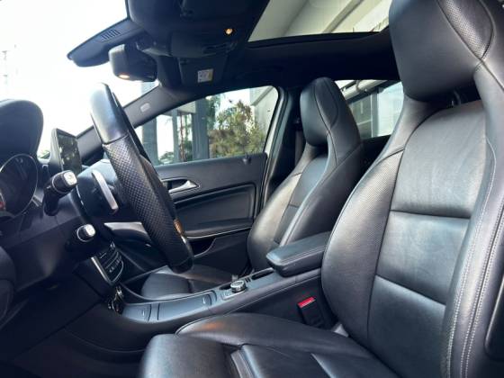MERCEDES-BENZ GLA 250 2.0 16V TURBO GASOLINA SPORT 4P 4MATIC AUTOMÁTICO — foto 19