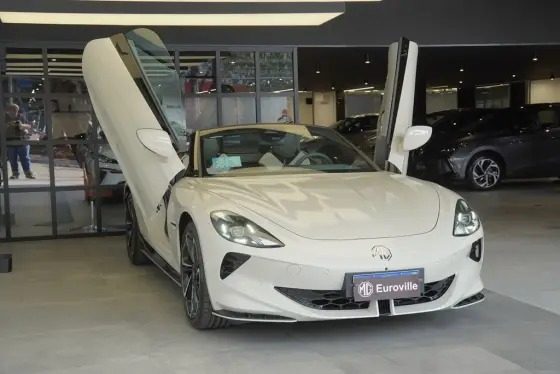 Carro 77 KW ELÉTRICO GT AWD