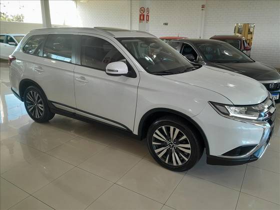 MITSUBISHI OUTLANDER 2.0 MIVEC GASOLINA HPE AUTOMÁTICO — foto 2