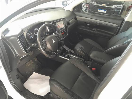 MITSUBISHI OUTLANDER 2.0 MIVEC GASOLINA HPE AUTOMÁTICO — foto 5