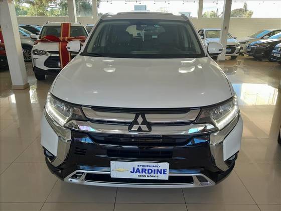 MITSUBISHI OUTLANDER 2.0 MIVEC GASOLINA HPE AUTOMÁTICO — foto 9