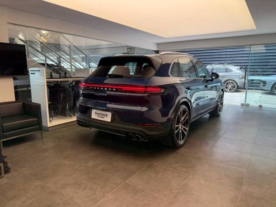 PORSCHE CAYENNE 4.0 V8 GASOLINA S AWD TIPTRONIC S — foto 4
