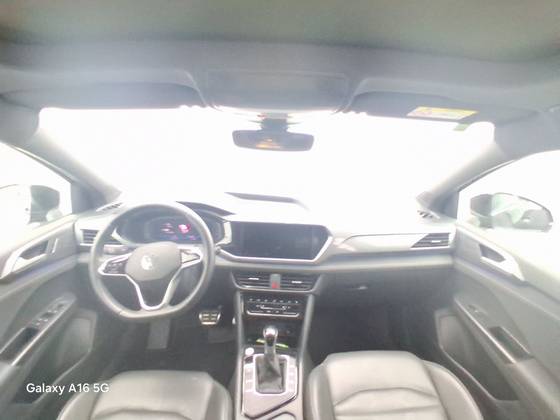 VOLKSWAGEN TAOS 1.4 250 TSI TOTAL FLEX HIGHLINE AUTOMÁTICO — foto 16