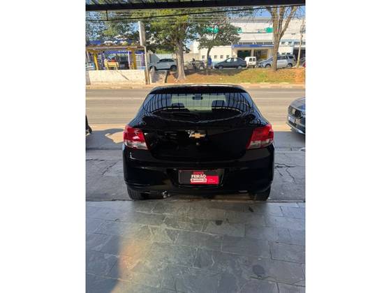 CHEVROLET ONIX 1.0 MPFI LT 8V FLEX 4P MANUAL — foto 6