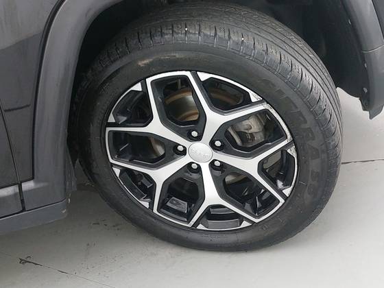 JEEP COMPASS 1.3 T270 TURBO FLEX LONGITUDE AT6 — foto 13