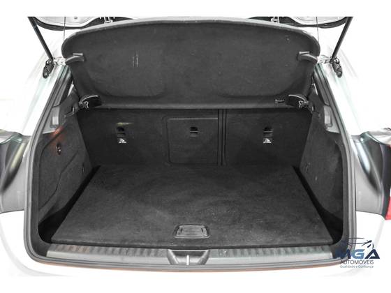 MERCEDES-BENZ GLA 200 1.6 CGI STYLE 16V TURBO FLEX 4P AUTOMÁTICO — foto 16