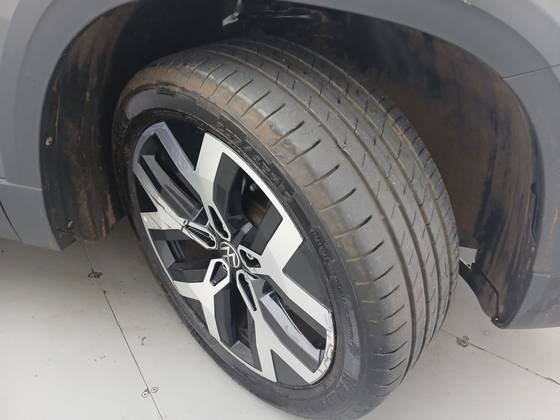 VOLKSWAGEN TAOS 1.4 250 TSI TOTAL FLEX HIGHLINE AUTOMÁTICO — foto 13