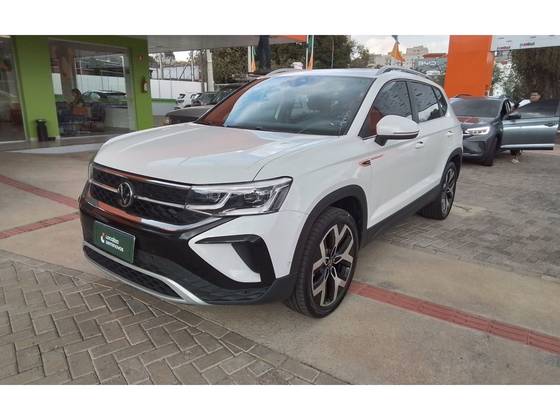 VOLKSWAGEN TAOS 1.4 250 TSI TOTAL FLEX HIGHLINE AUTOMÁTICO