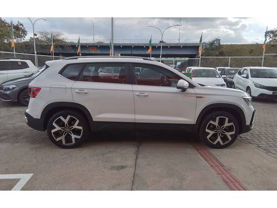 VOLKSWAGEN TAOS 1.4 250 TSI TOTAL FLEX HIGHLINE AUTOMÁTICO — foto 4