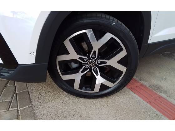 VOLKSWAGEN TAOS 1.4 250 TSI TOTAL FLEX HIGHLINE AUTOMÁTICO — foto 16