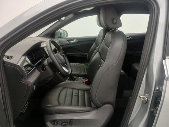 VOLKSWAGEN TAOS 1.4 250 TSI TOTAL FLEX HIGHLINE AUTOMÁTICO — foto 16