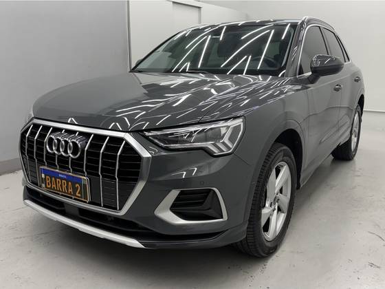 AUDI Q3 2.0 40 TFSI GASOLINA PERFORMANCE QUATTRO TIPTRONIC — foto 4