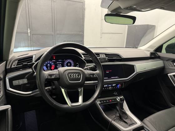 AUDI Q3 2.0 40 TFSI GASOLINA PERFORMANCE QUATTRO TIPTRONIC — foto 6
