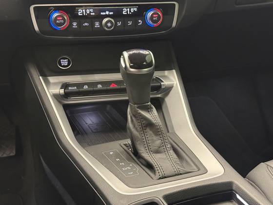 AUDI Q3 2.0 40 TFSI GASOLINA PERFORMANCE QUATTRO TIPTRONIC — foto 8
