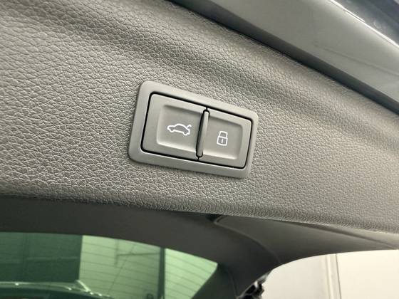 AUDI Q3 2.0 40 TFSI GASOLINA PERFORMANCE QUATTRO TIPTRONIC — foto 12