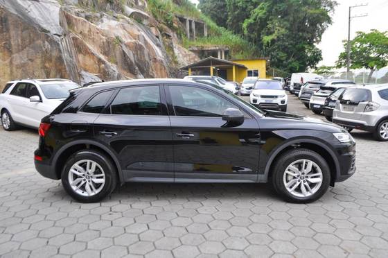 AUDI Q5 2.0 TFSI GASOLINA ATTRACTION S TRONIC — foto 3
