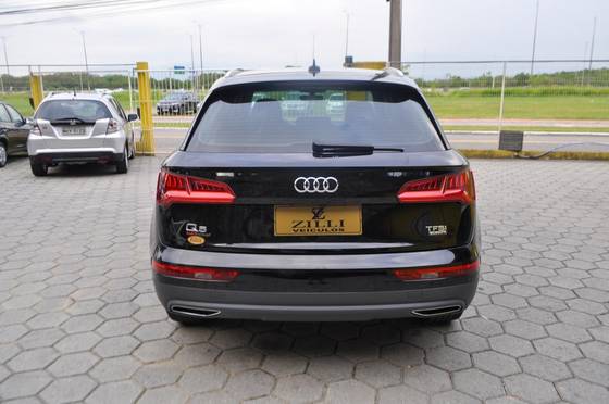 AUDI Q5 2.0 TFSI GASOLINA ATTRACTION S TRONIC — foto 5