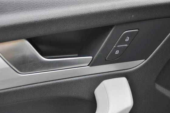 AUDI Q5 2.0 TFSI GASOLINA ATTRACTION S TRONIC — foto 16