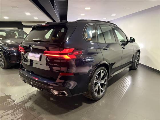 BMW X5 3.0 I6 TURBO HÍBRIDO XDRIVE50E M SPORT AUTOMÁTICO — foto 4