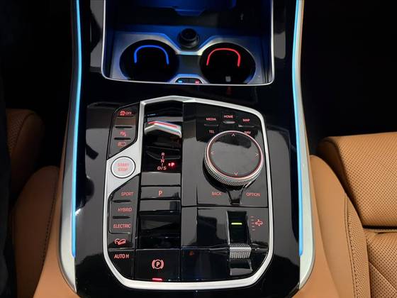 BMW X5 3.0 I6 TURBO HÍBRIDO XDRIVE50E M SPORT AUTOMÁTICO — foto 16