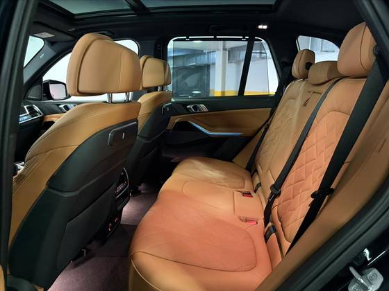 BMW X5 3.0 I6 TURBO HÍBRIDO XDRIVE50E M SPORT AUTOMÁTICO — foto 18