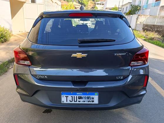 CHEVROLET ONIX 1.0 TURBO FLEX LTZ AUTOMÁTICO — foto 7
