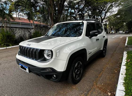 JEEP RENEGADE 1.8 16V FLEX 4P AUTOMÁTICO JEEP RENEGADE 1.8 16V FLEX 4P AUTOMÁTICO