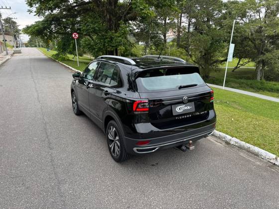VOLKSWAGEN T-CROSS 1.4 250 TSI TOTAL FLEX HIGHLINE AUTOMÁTICO — foto 17