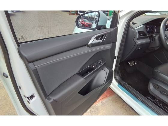VOLKSWAGEN TAOS 1.4 250 TSI TOTAL FLEX HIGHLINE AUTOMÁTICO — foto 9