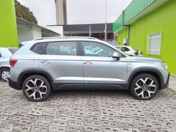 VOLKSWAGEN TAOS 1.4 250 TSI TOTAL FLEX HIGHLINE AUTOMÁTICO — foto 7