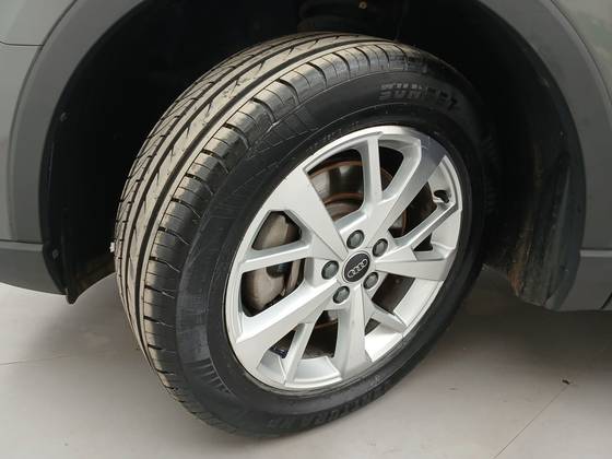 AUDI Q3 2.0 40 TFSI GASOLINA PRESTIGE QUATTRO TIPTRONIC — foto 11