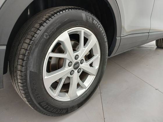 AUDI Q3 2.0 40 TFSI GASOLINA PRESTIGE QUATTRO TIPTRONIC — foto 14