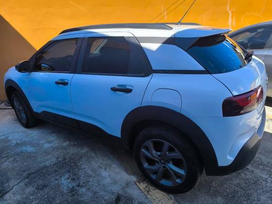CITROËN C4 CACTUS 1.6 VTI 120 FLEX FEEL BUSINESS EAT6 — foto 5