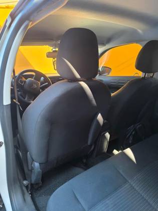 CITROËN C4 CACTUS 1.6 VTI 120 FLEX FEEL BUSINESS EAT6 — foto 4