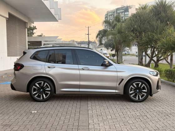 BMW iX3 ELÉTRICO M SPORT — foto 3