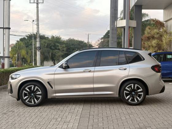 BMW iX3 ELÉTRICO M SPORT — foto 4