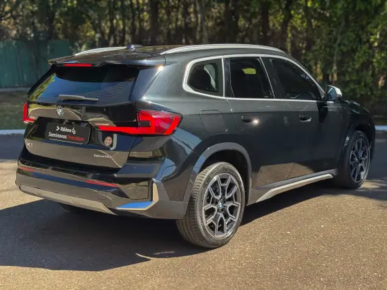 BMW X1 2.0 16V TURBO GASOLINA SDRIVE20I X-LINE STEPTRONIC — foto 4