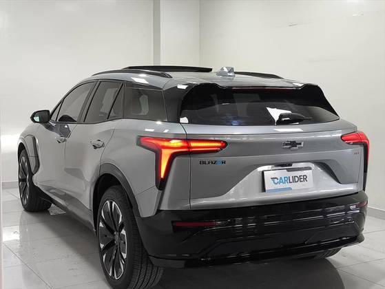 CHEVROLET BLAZER EV 102 KW ELÉTRICO RS — foto 11