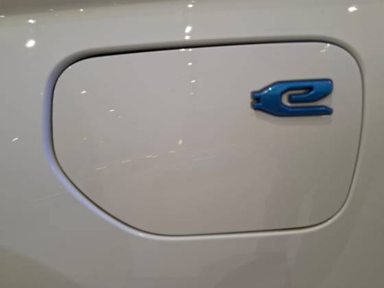 JEEP GRAND CHEROKEE 2.0 TURBO HÍBRIDO 4XE AT8 — foto 9