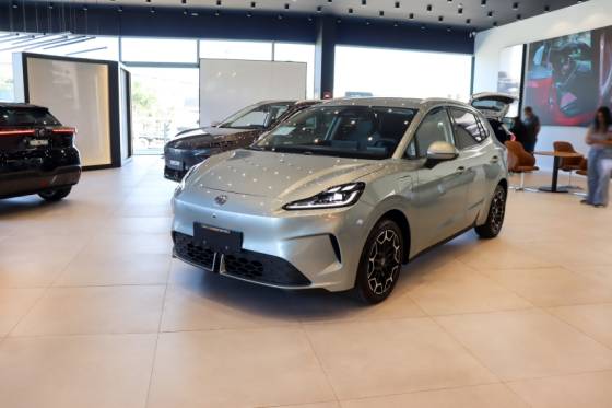 Carro 54 KW ELÉTRICO LUXURY