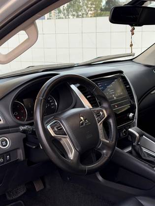 MITSUBISHI PAJERO SPORT 2.4 16V MIVEC TURBO DIESEL HPE AWD AUTOMÁTICO — foto 8