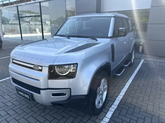 LAND ROVER DEFENDER 2.0 P300 GASOLINA 110 SE AWD AUTOMÁTICO — foto 2