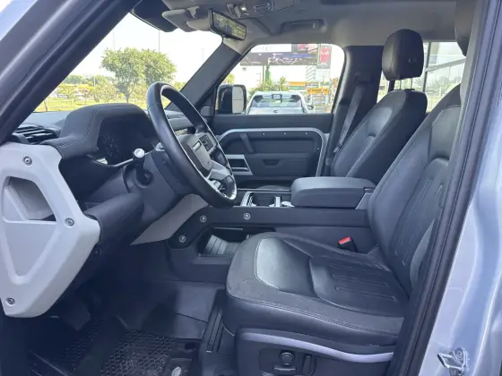 LAND ROVER DEFENDER 2.0 P300 GASOLINA 110 SE AWD AUTOMÁTICO — foto 12