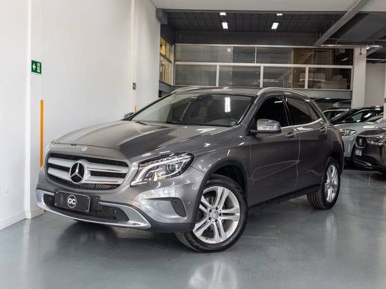 MERCEDES-BENZ GLA 200 1.6 CGI ADVANCE 16V TURBO FLEX 4P AUTOMÁTICO — foto 3