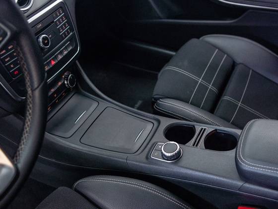 MERCEDES-BENZ GLA 200 1.6 CGI ADVANCE 16V TURBO FLEX 4P AUTOMÁTICO — foto 13