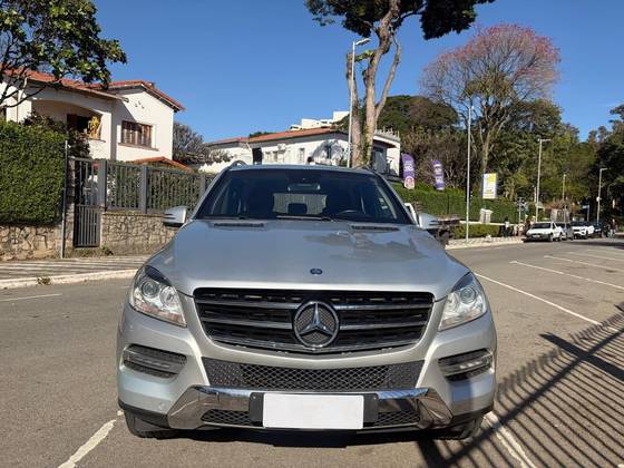MERCEDES-BENZ ML 350 3.0 BLUETEC V6 DIESEL 4P AUTOMÁTICO MERCEDES-BENZ ML 350 3.0 BLUETEC V6 DIESEL 4P AUTOMÁTICO