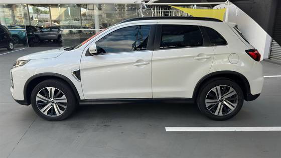 MITSUBISHI OUTLANDER SPORT 2.0 MIVEC FLEX HPE AUTOMÁTICO — foto 3