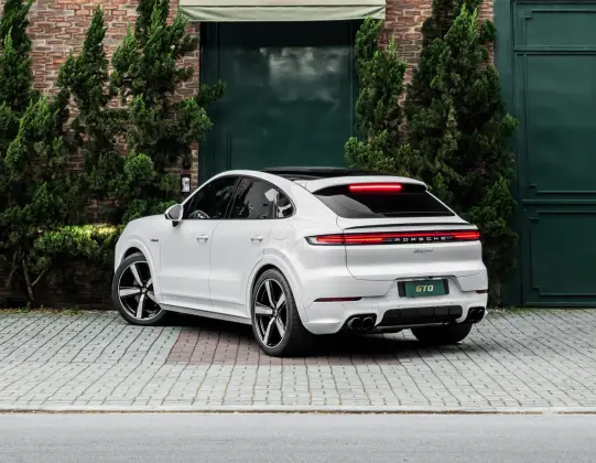 PORSCHE CAYENNE 3.0 V6 E-HYBRID COUPÉ AWD TIPTRONIC S — foto 3