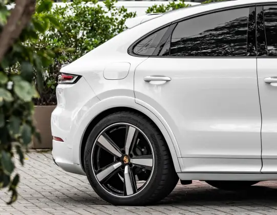 PORSCHE CAYENNE 3.0 V6 E-HYBRID COUPÉ AWD TIPTRONIC S — foto 20